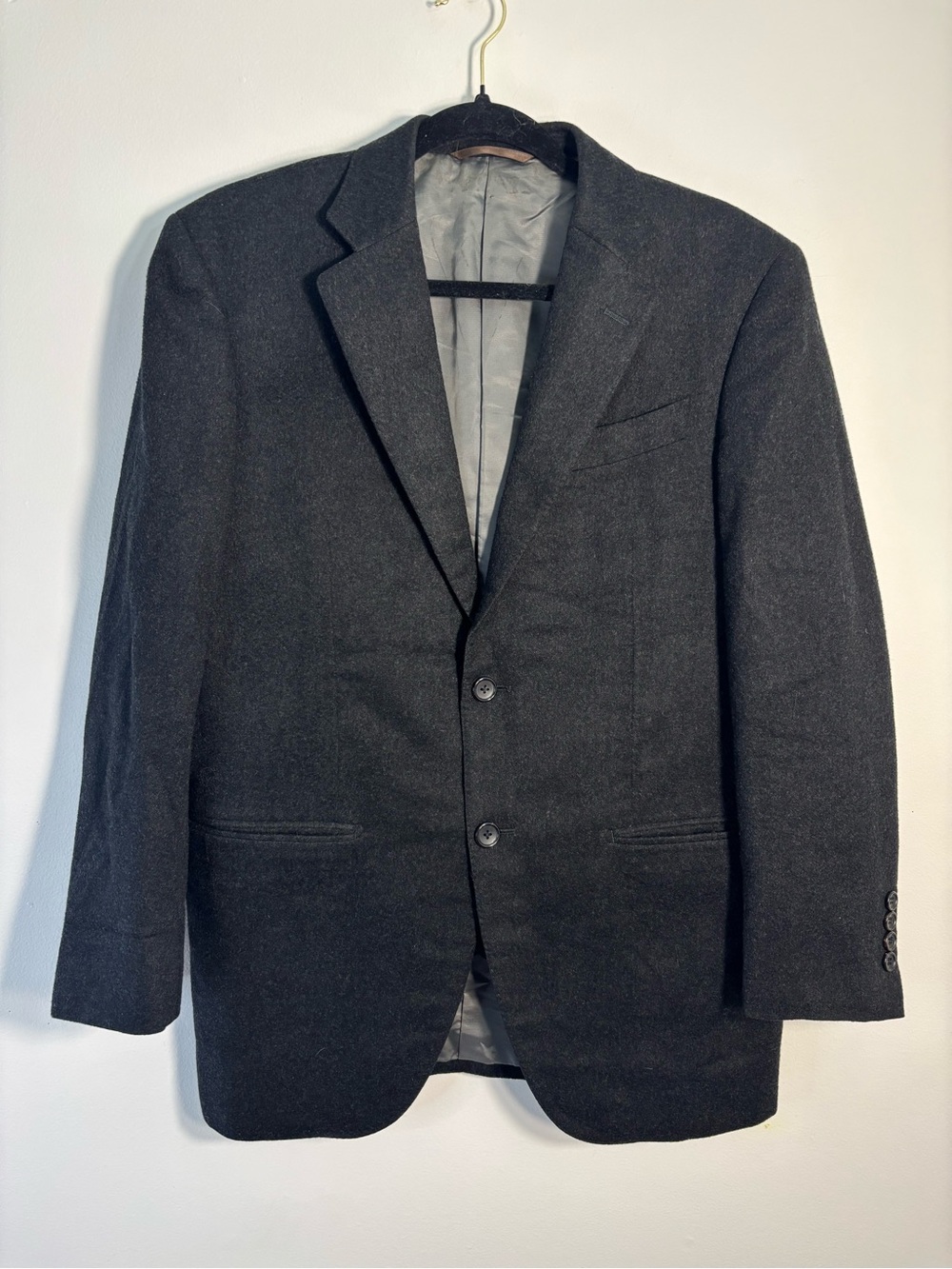 Dolcis Men's Classic Charcoal Two-Button Blazer